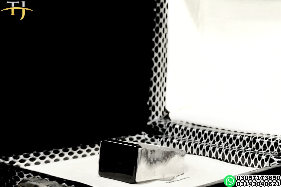 Onyx🖤- Handmade Silver Ring